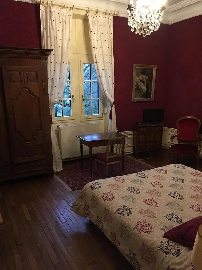Manoir De La Graviere Bed & Breakfast Mouzon  Bagian luar foto