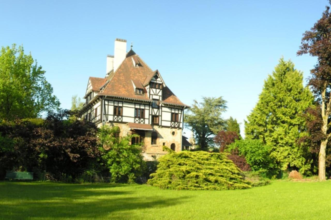 Manoir De La Graviere Bed & Breakfast Mouzon  Bagian luar foto