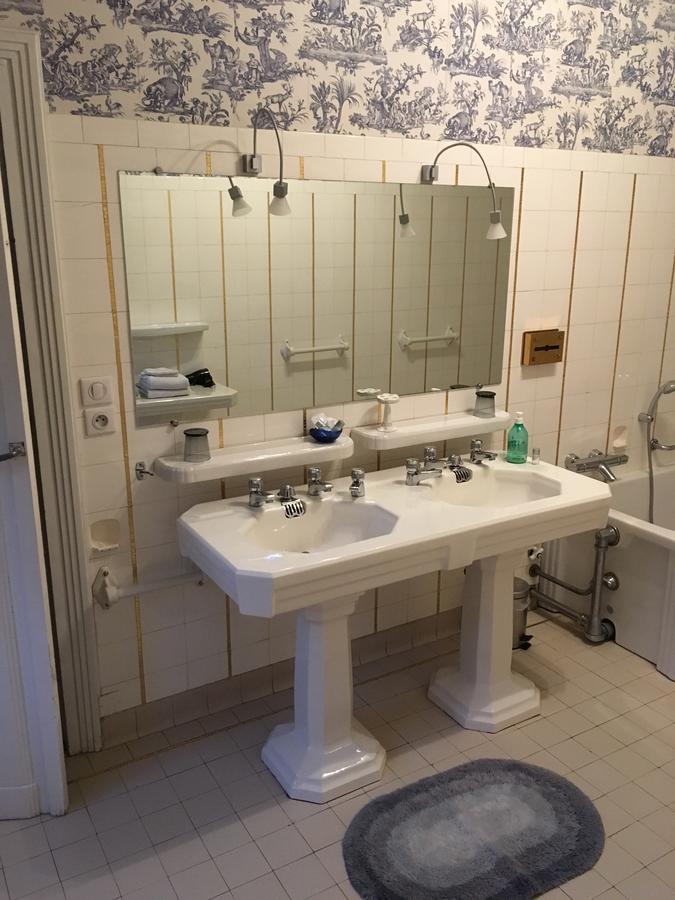 Manoir De La Graviere Bed & Breakfast Mouzon  Bagian luar foto