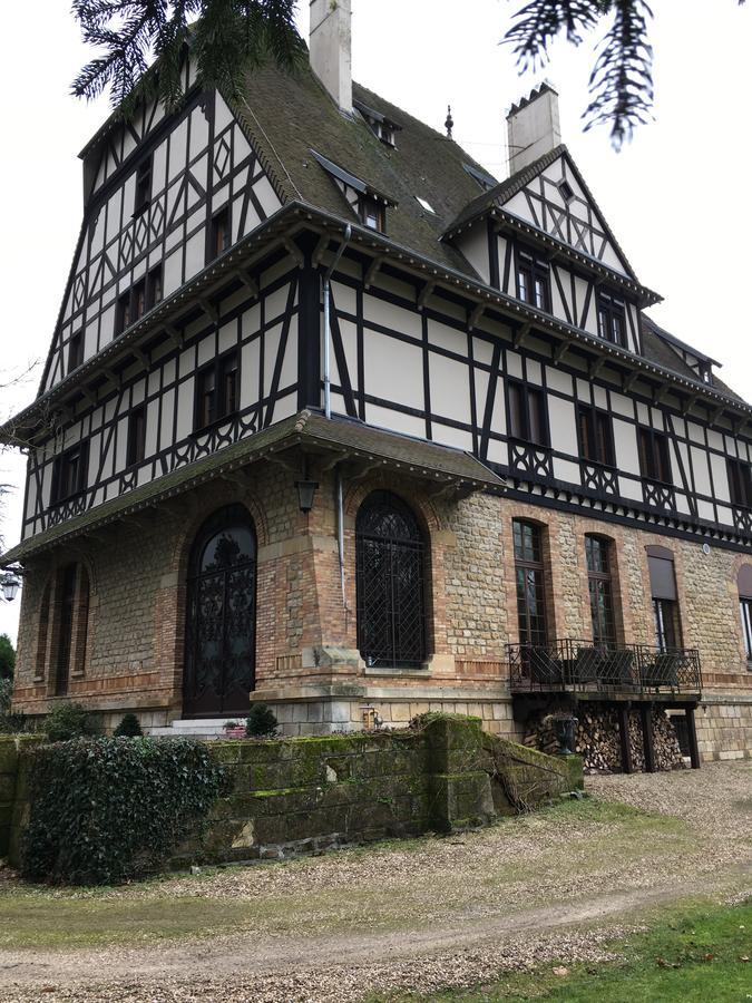 Manoir De La Graviere Bed & Breakfast Mouzon  Bagian luar foto