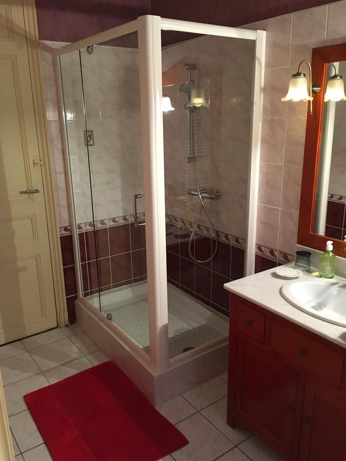 Manoir De La Graviere Bed & Breakfast Mouzon  Bagian luar foto